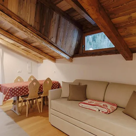 Appartamento trilocale nr. 5 Livinallongo Del Col Di Lana