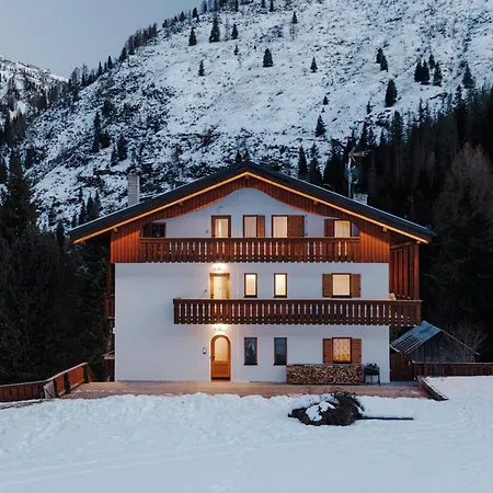 Appartamento trilocale nr. 5 * Livinallongo Del Col Di Lana